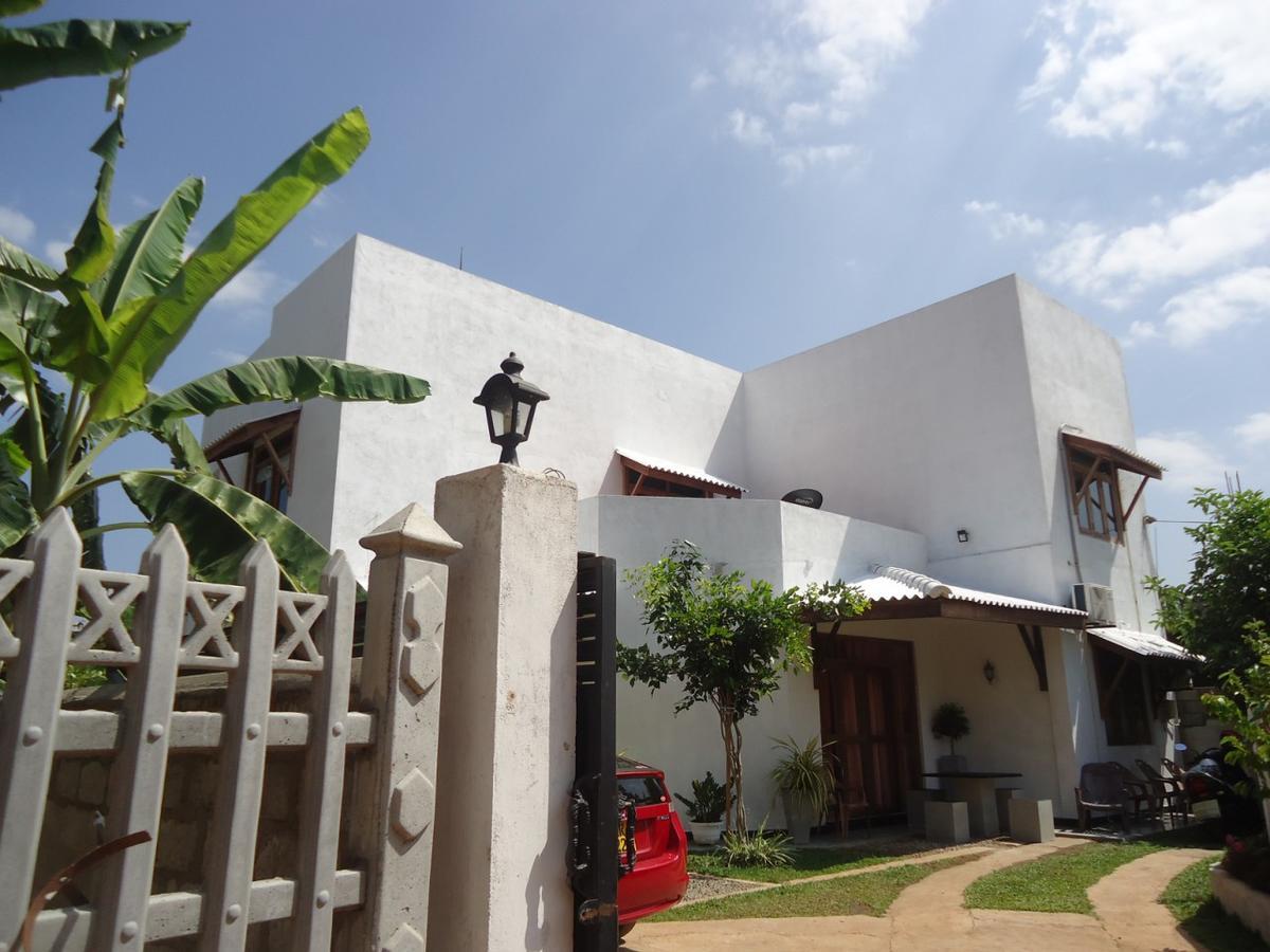 Tree House Holiday Home Kombichankulama Exterior foto